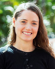 Photo of Cindy Oliver
